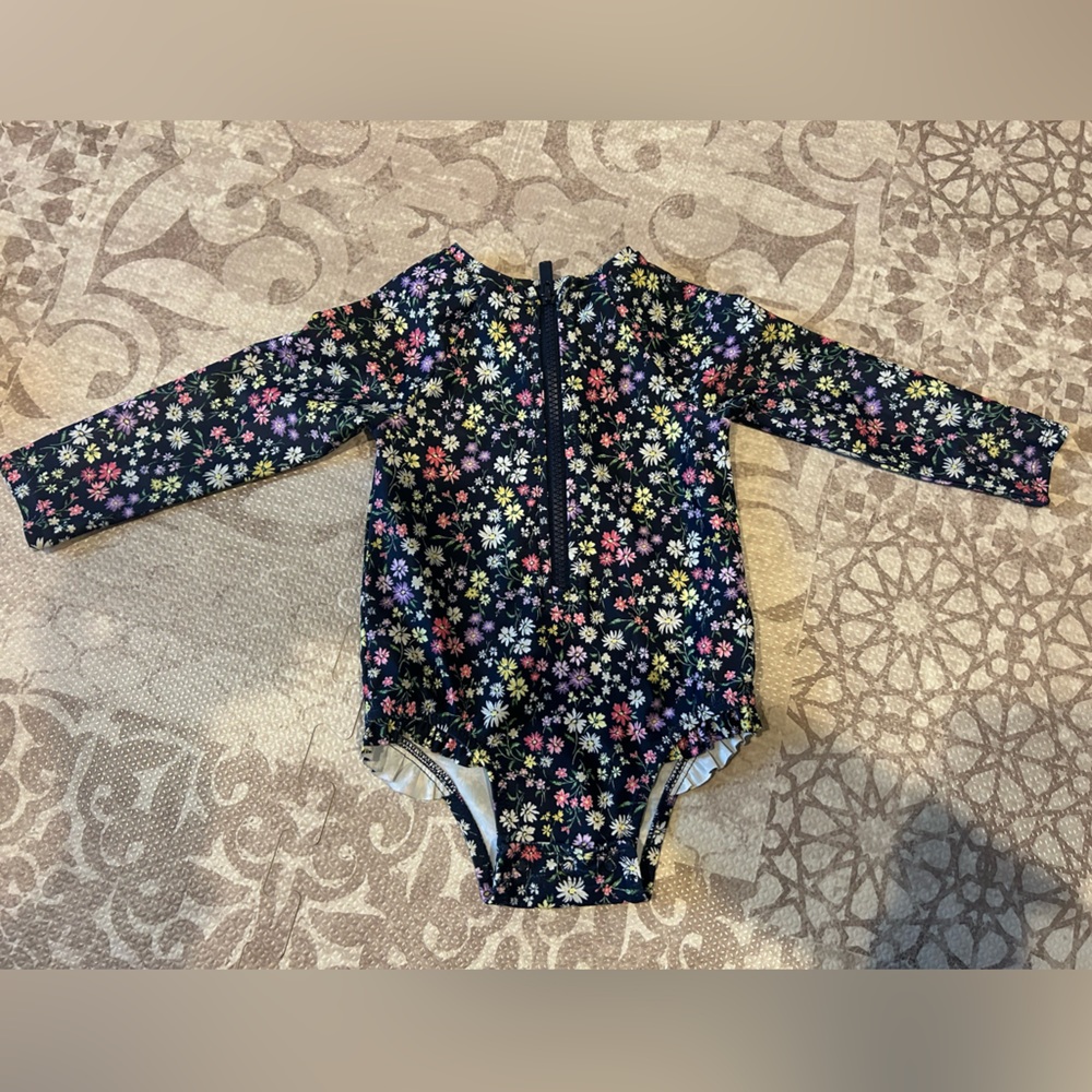 Old Navy long sleeve floral rashguard swimsuit